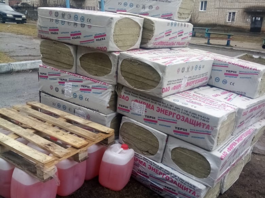 Стройматериалы для восстановления кровли дома доставили в Могочу